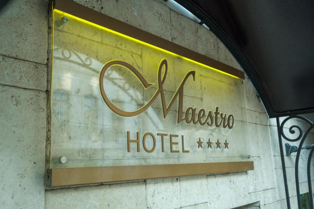 Maestro Hotel Баку Екстериор снимка