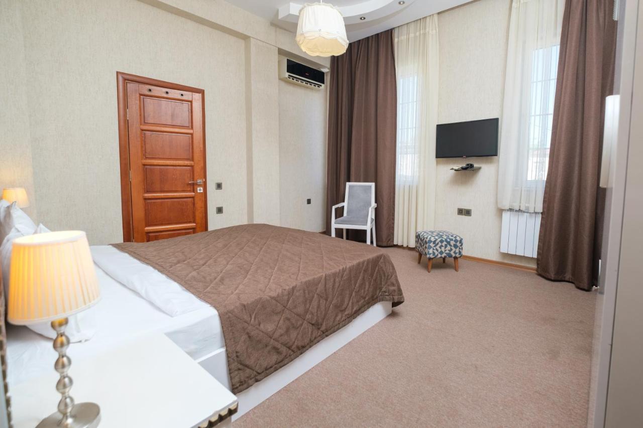 Maestro Hotel Баку Екстериор снимка