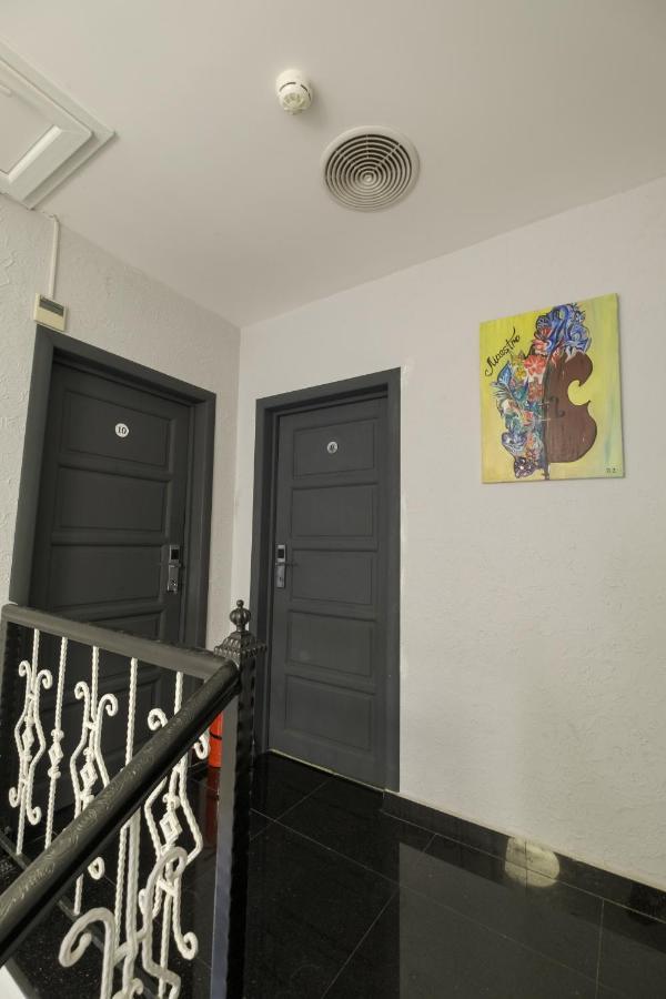 Maestro Hotel Баку Екстериор снимка