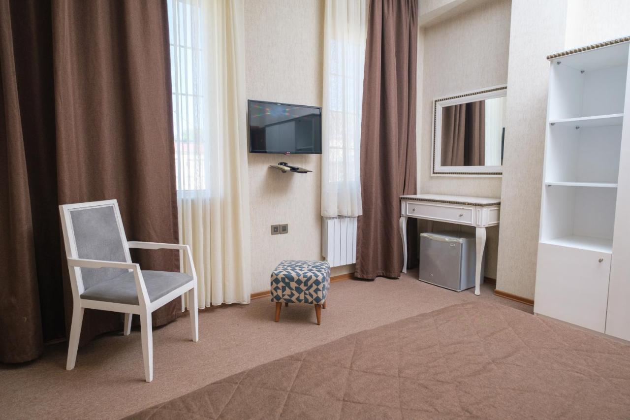 Maestro Hotel Баку Екстериор снимка