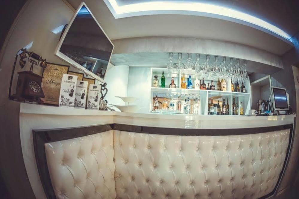 Maestro Hotel Баку Екстериор снимка