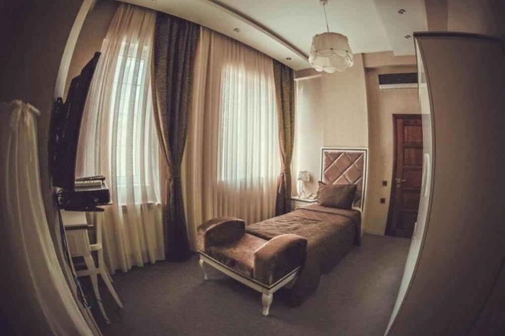 Maestro Hotel Баку Екстериор снимка
